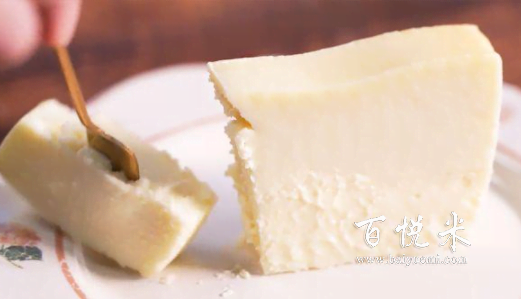 教你做米其林餐廳同款芝士軟心蛋糕,簡(jiǎn)單烘焙,攪拌就能成